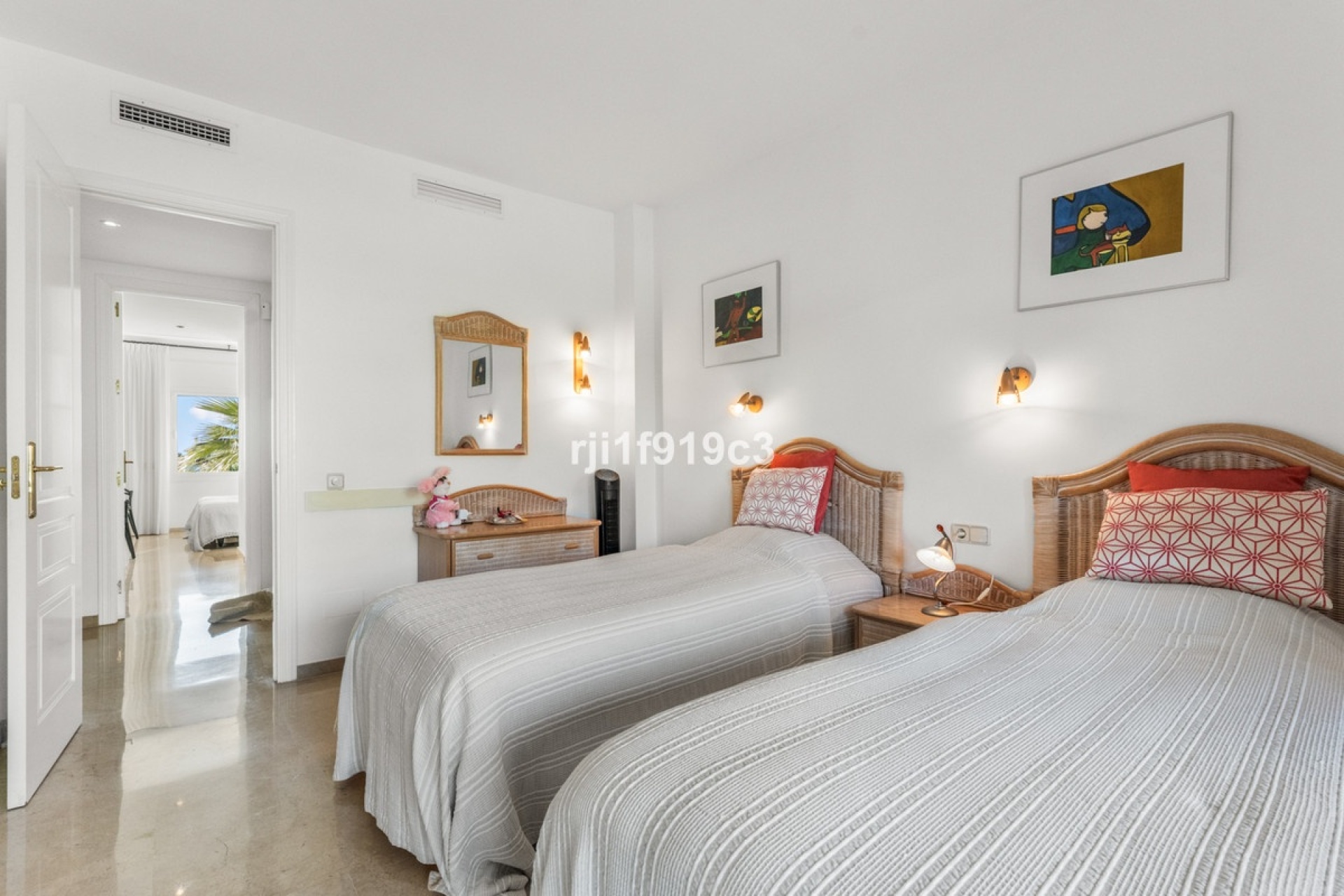 Wiederverkauf - apartment - Marbella - Elviria