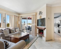 Wiederverkauf - apartment - Marbella - Elviria