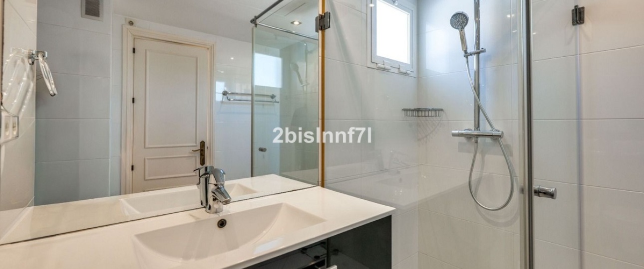 Wiederverkauf - apartment - Marbella - Elviria