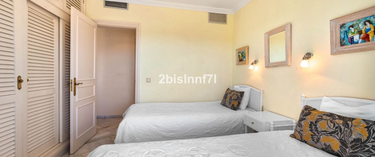 Wiederverkauf - apartment - Marbella - Elviria
