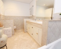 Wiederverkauf - apartment - Marbella - Elviria