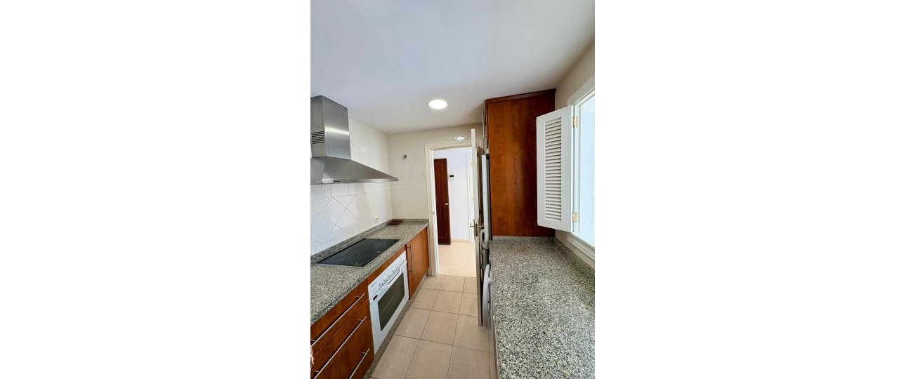Wiederverkauf - apartment - Marbella - Elviria