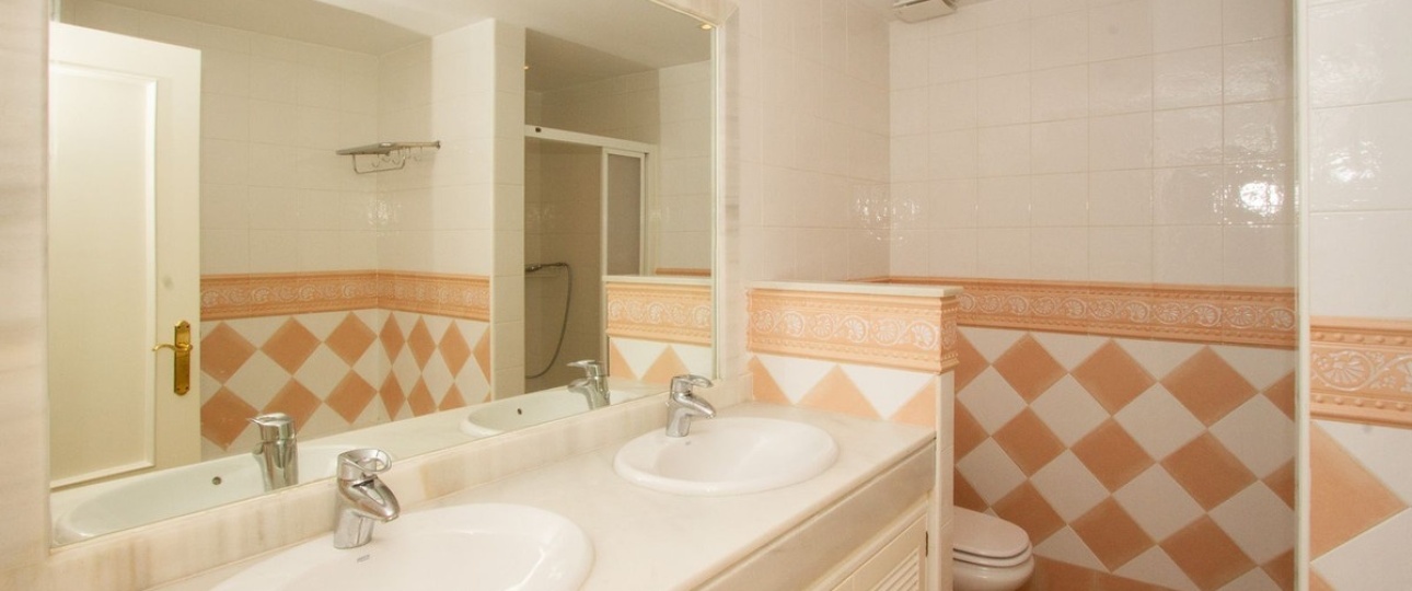 Wiederverkauf - apartment - Marbella - Elviria