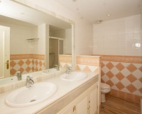 Wiederverkauf - apartment - Marbella - Elviria