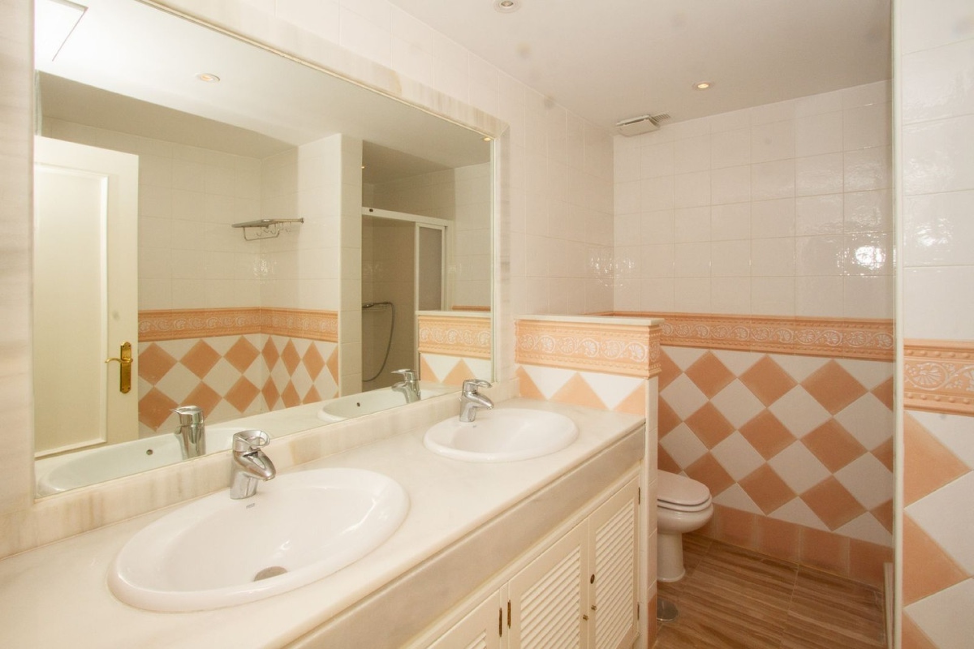 Wiederverkauf - apartment - Marbella - Elviria