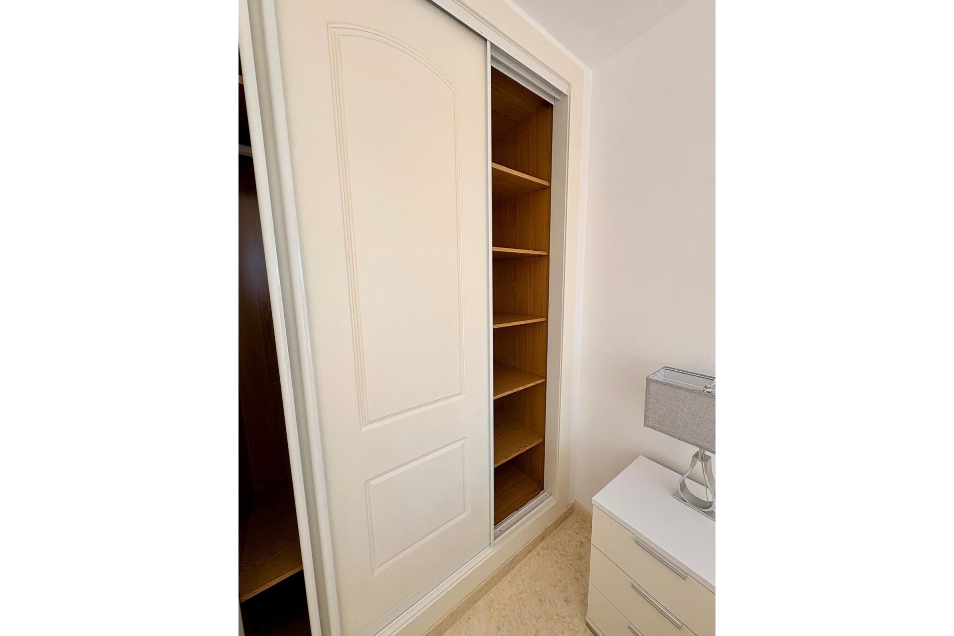 Wiederverkauf - apartment - Marbella - Elviria