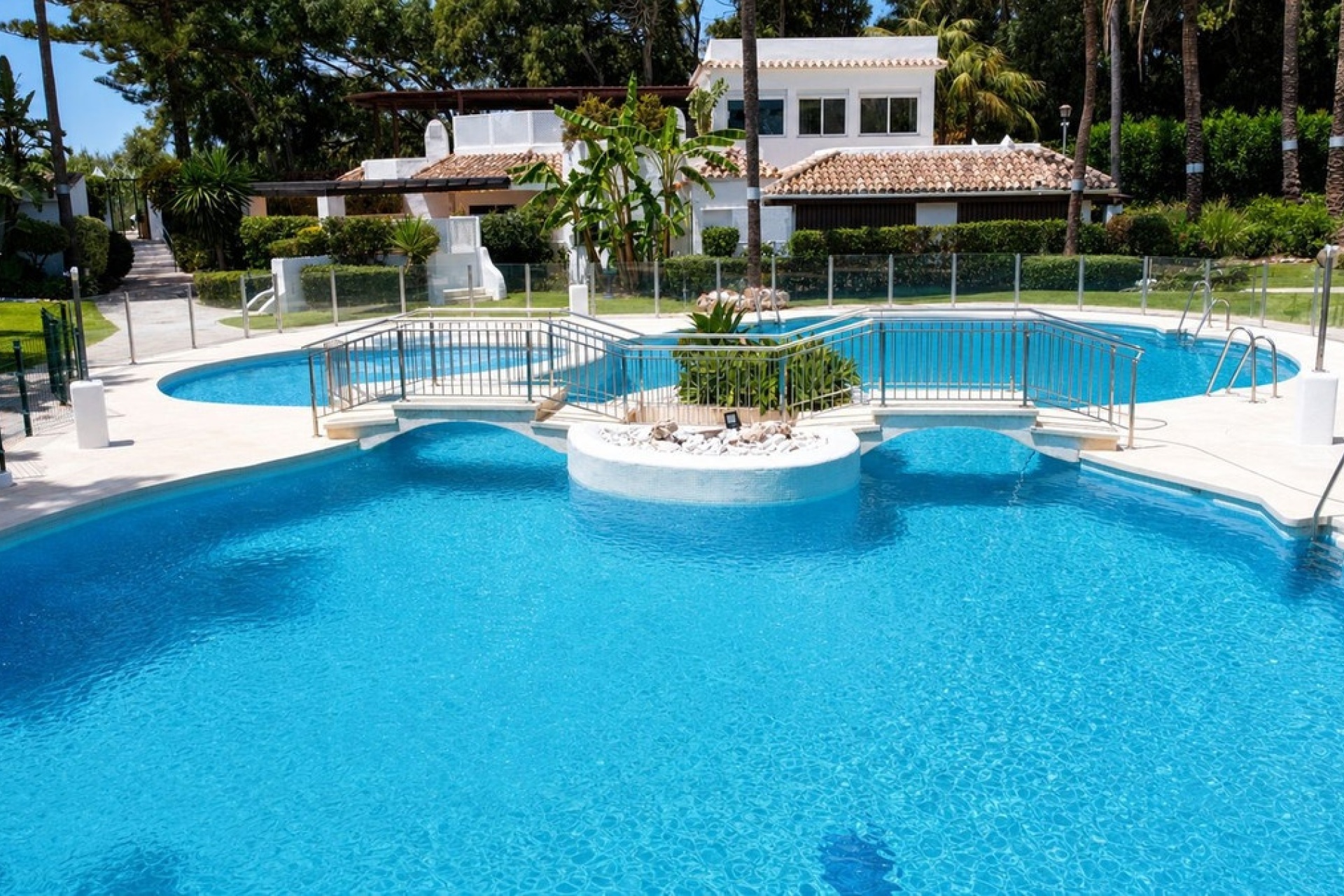 Wiederverkauf - apartment - Marbella - Elviria