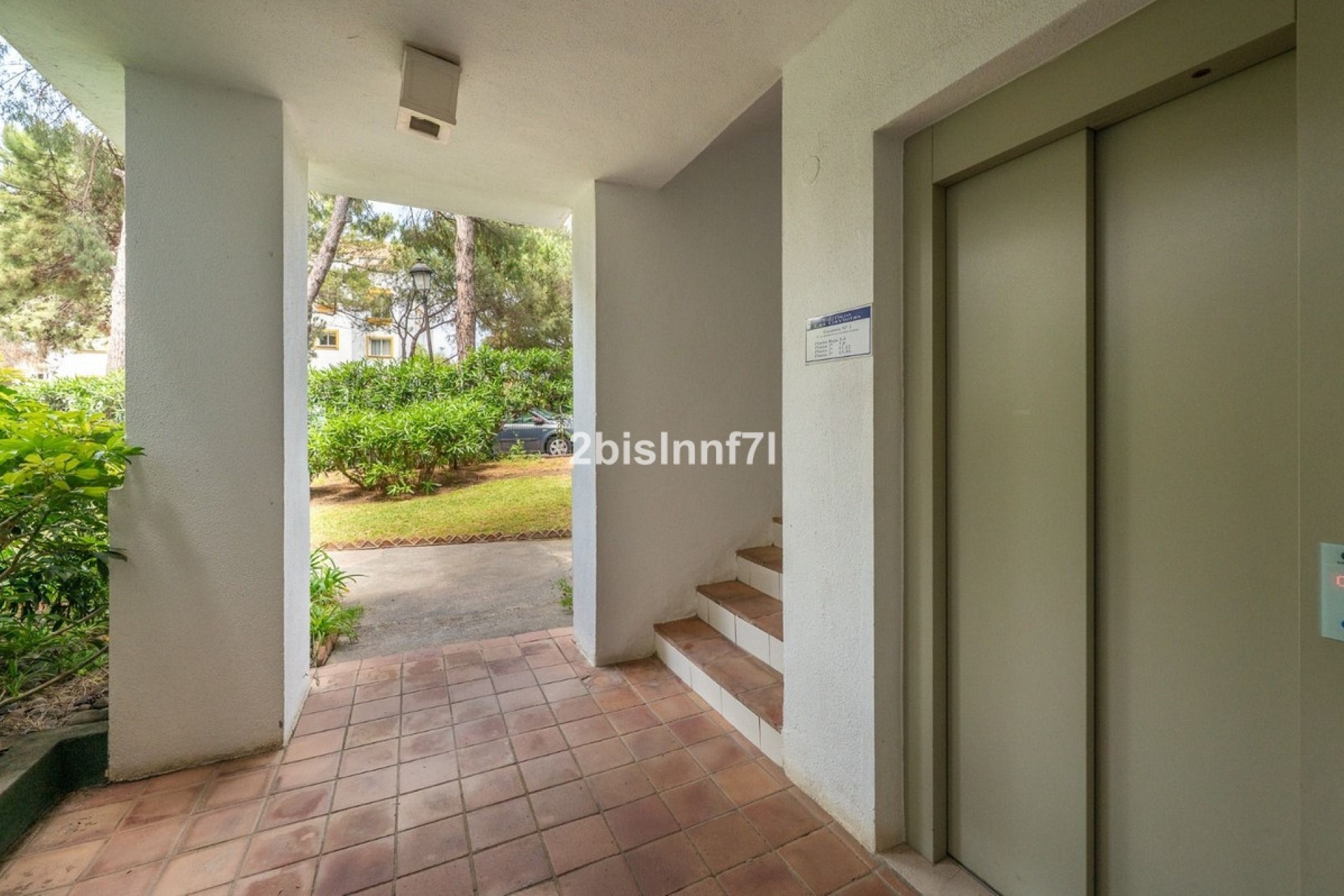Wiederverkauf - apartment - Marbella - Elviria
