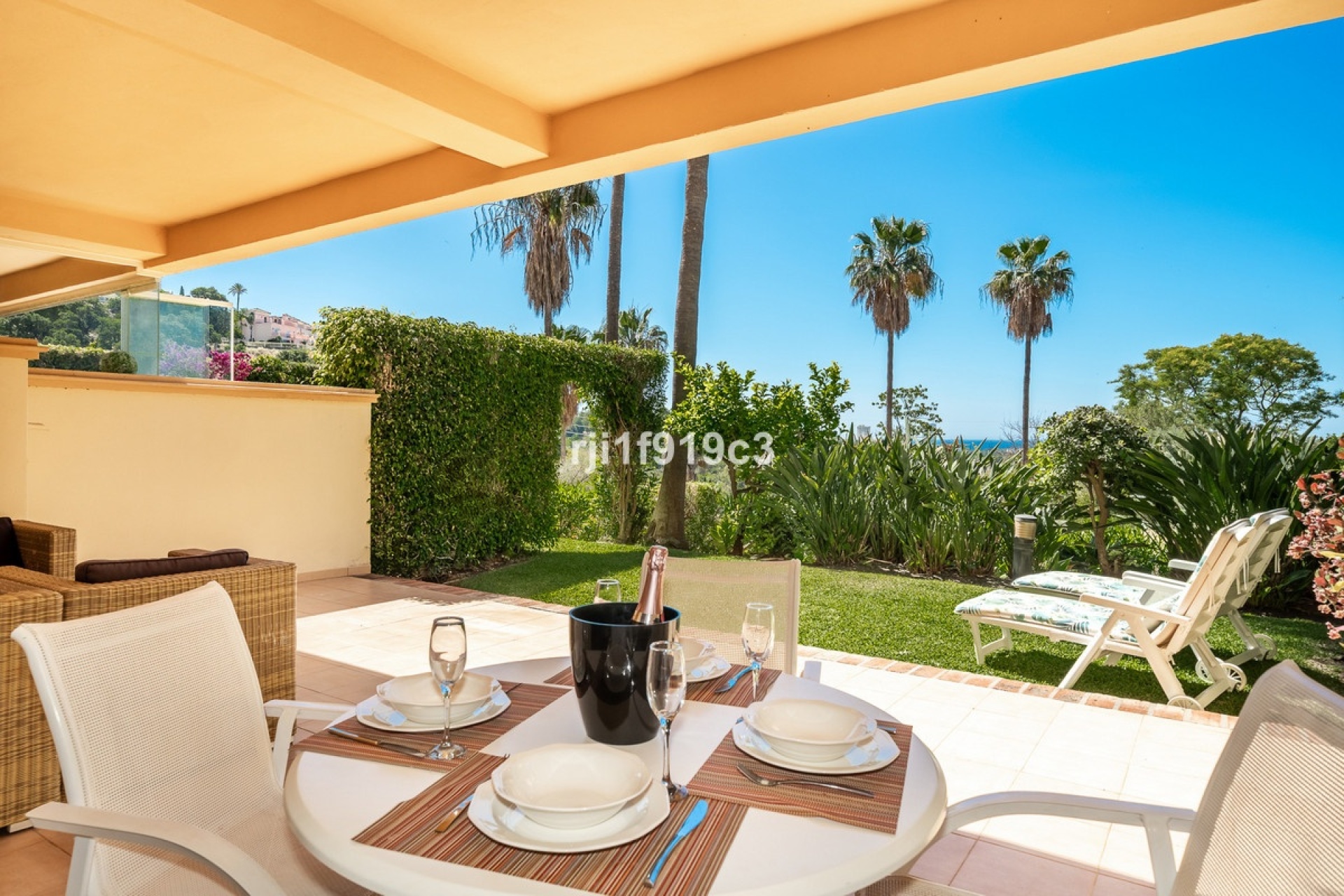 Wiederverkauf - apartment - Marbella - Elviria