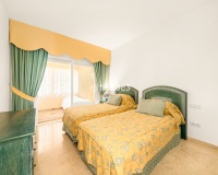 Wiederverkauf - apartment - Marbella - Elviria