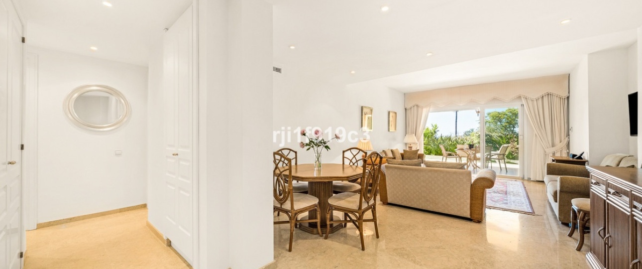 Wiederverkauf - apartment - Marbella - Elviria