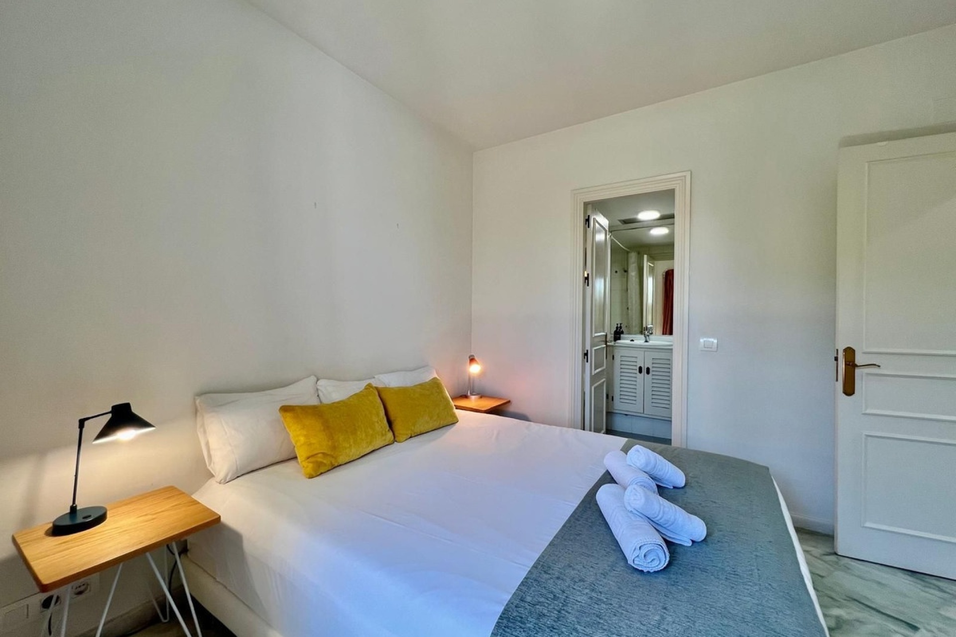 Wiederverkauf - apartment - Marbella - Elviria