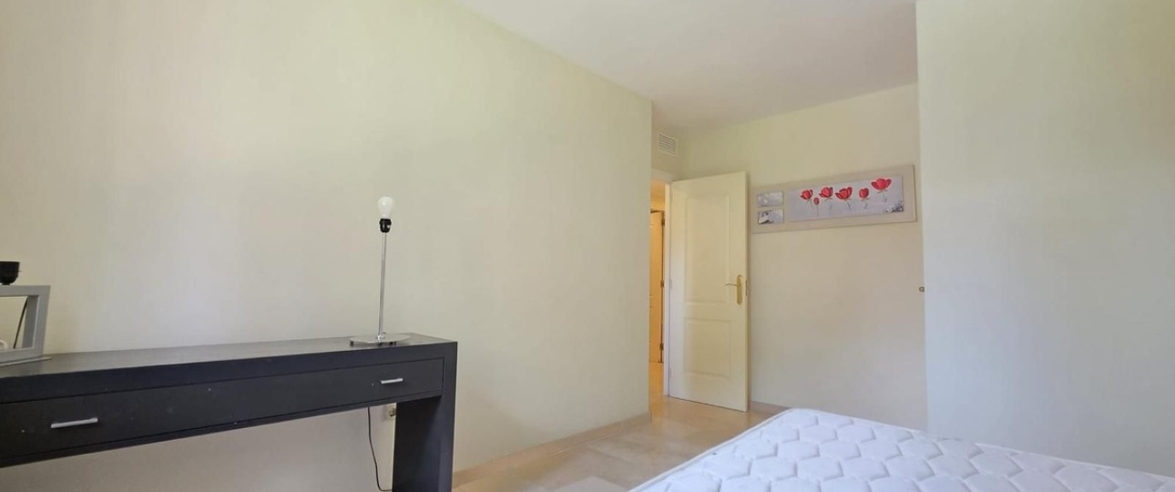 Wiederverkauf - apartment - Marbella - Elviria