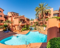 Wiederverkauf - apartment - Marbella - Elviria