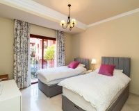 Wiederverkauf - apartment - Marbella - Elviria