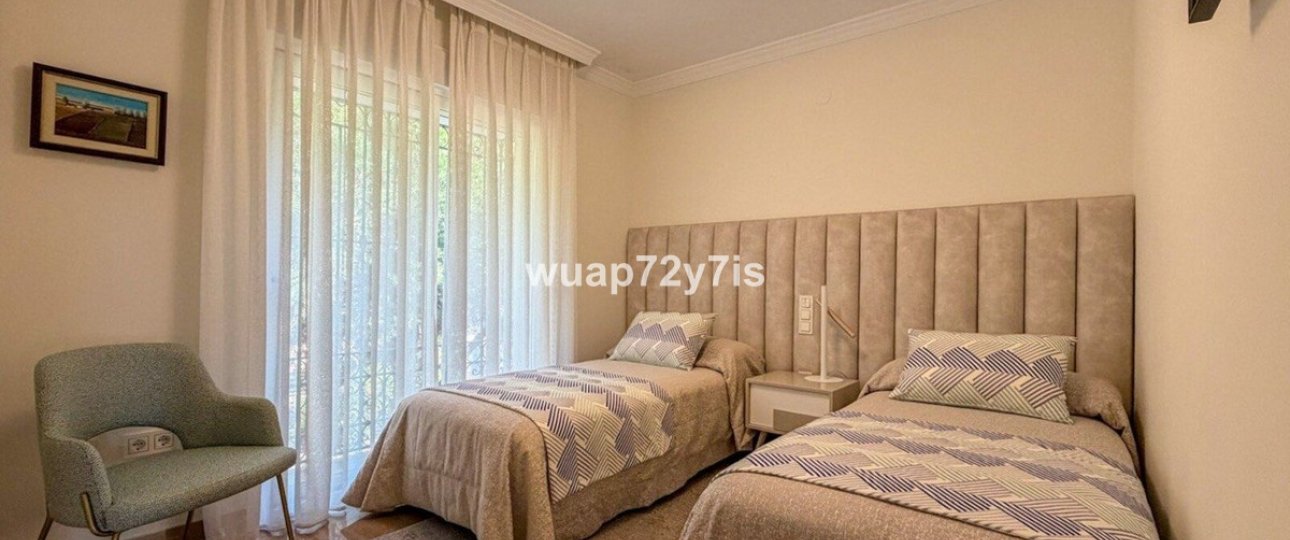 Wiederverkauf - apartment - Marbella - Elviria