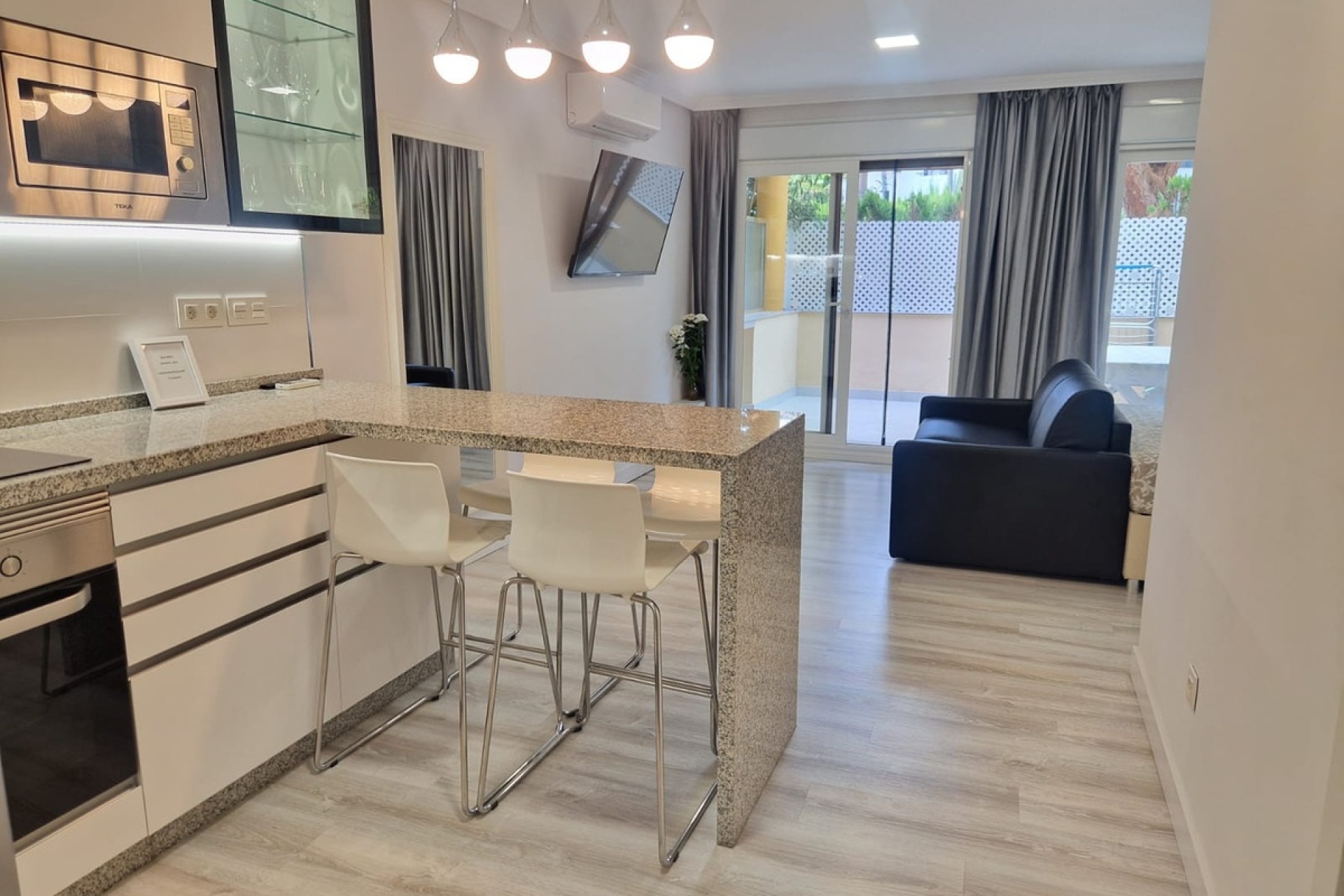 Wiederverkauf - apartment - Marbella - Elviria