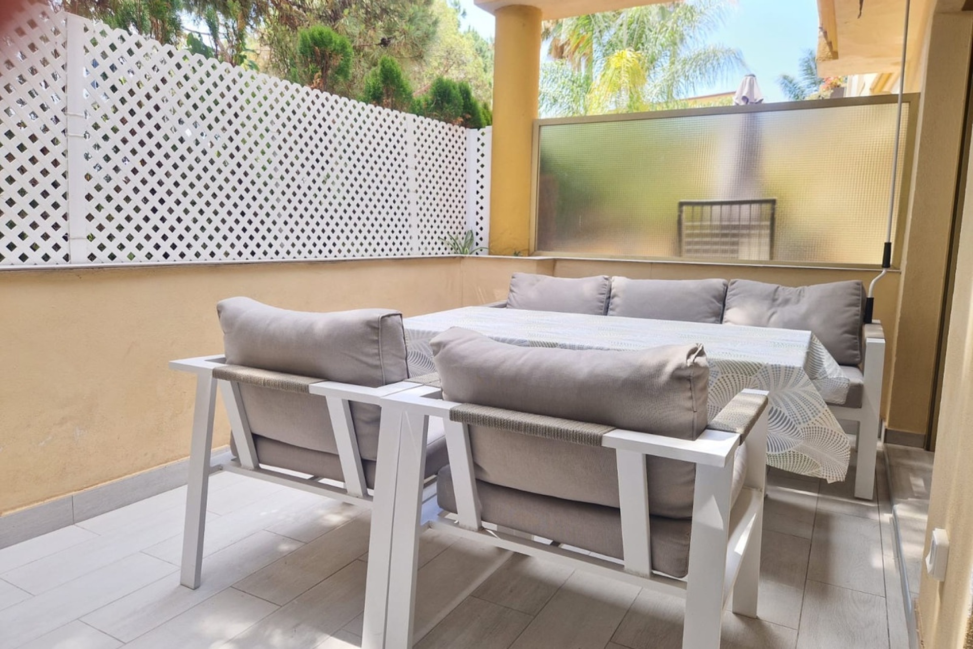 Wiederverkauf - apartment - Marbella - Elviria