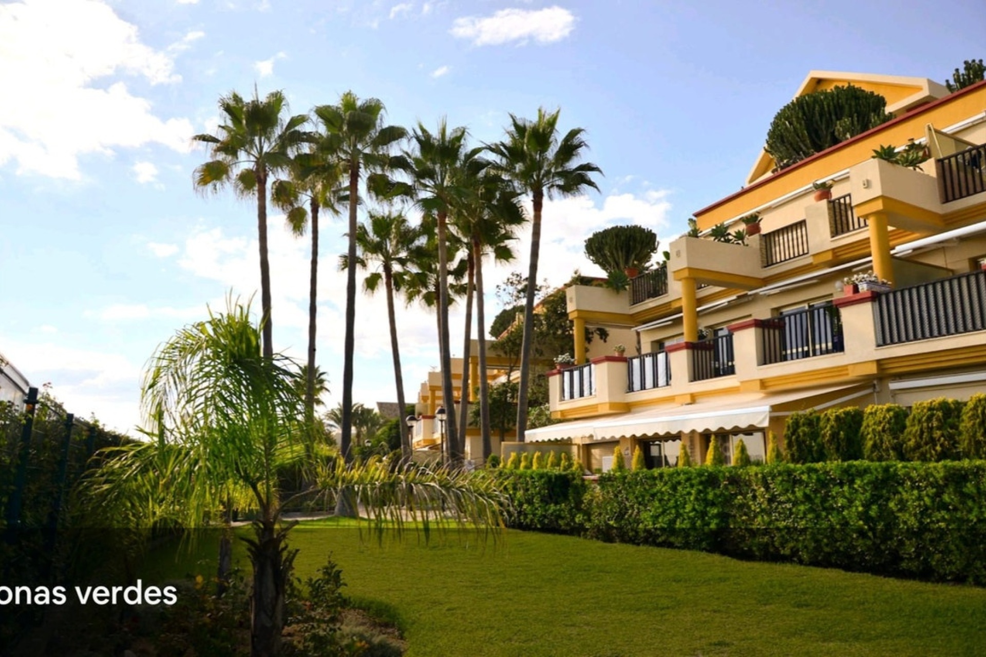 Wiederverkauf - apartment - Marbella - Elviria