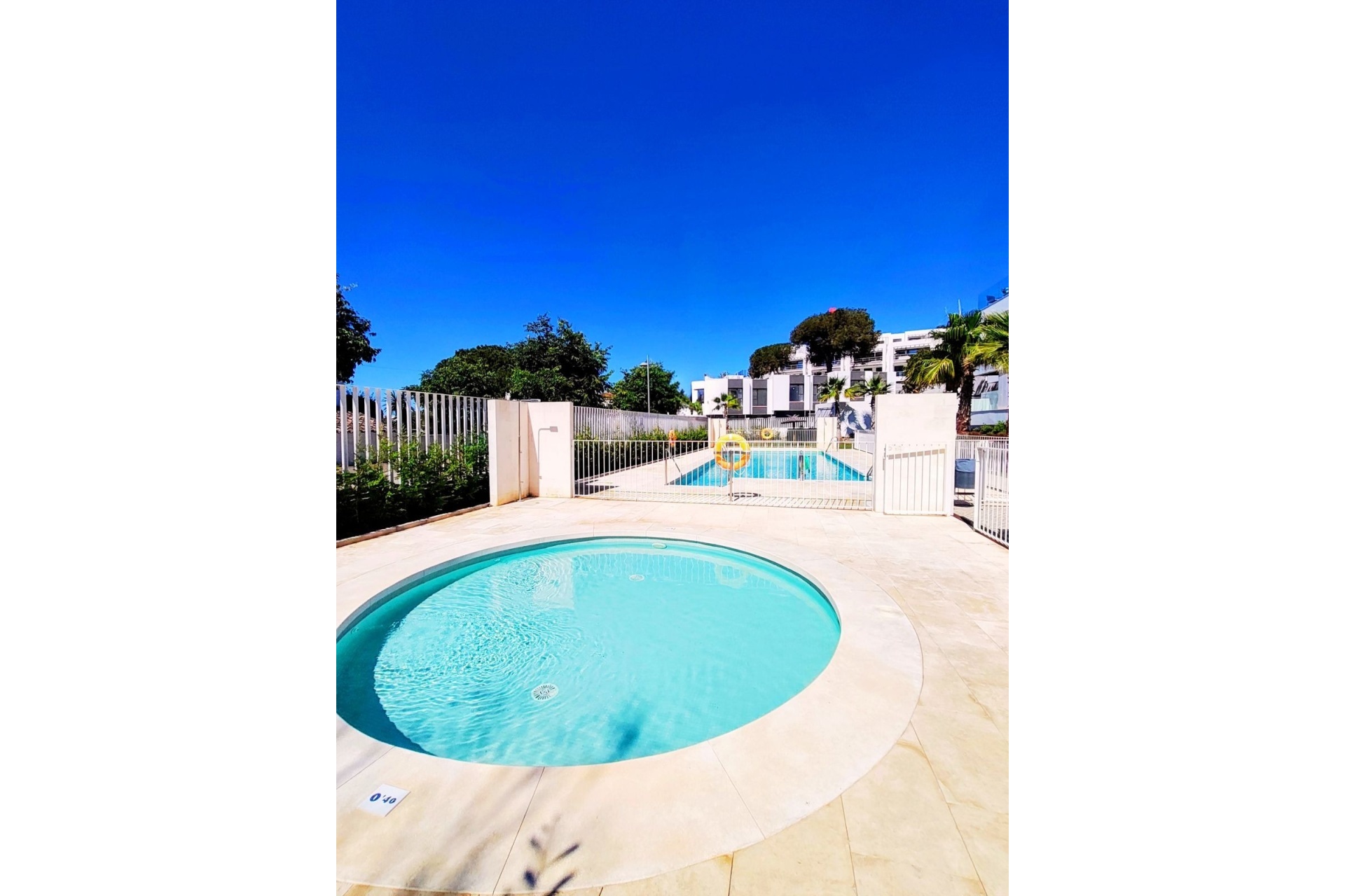 Wiederverkauf - apartment - Marbella - Elviria