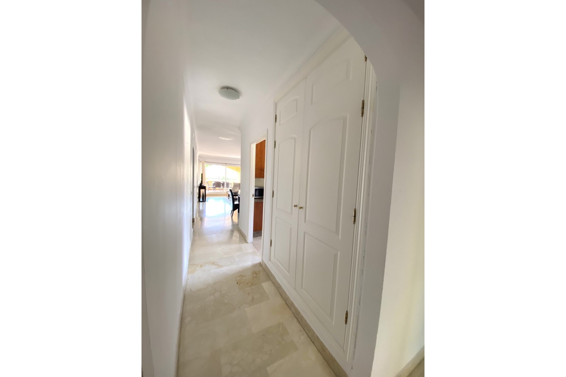 Wiederverkauf - apartment - Marbella - Elviria