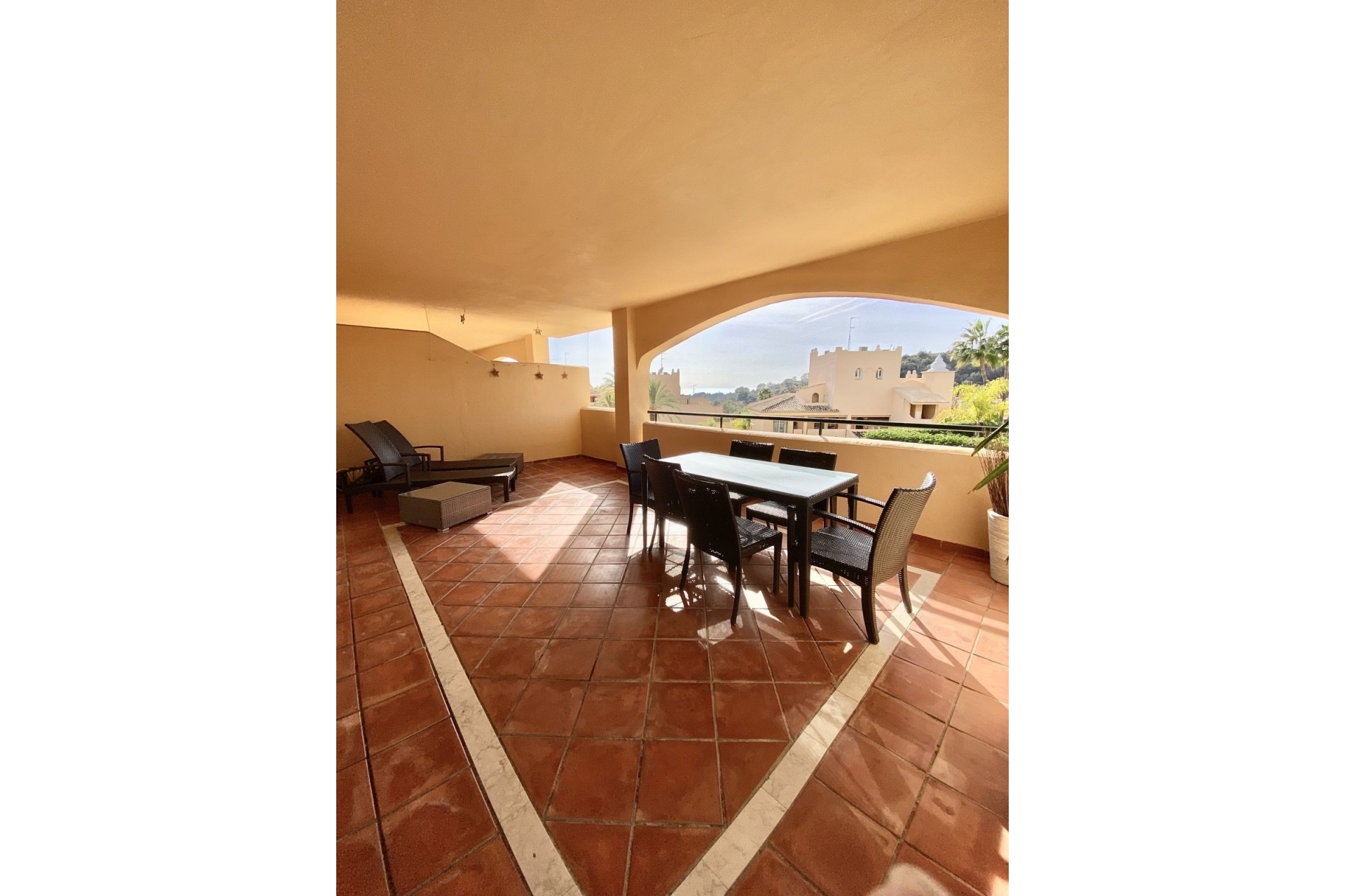 Wiederverkauf - apartment - Marbella - Elviria