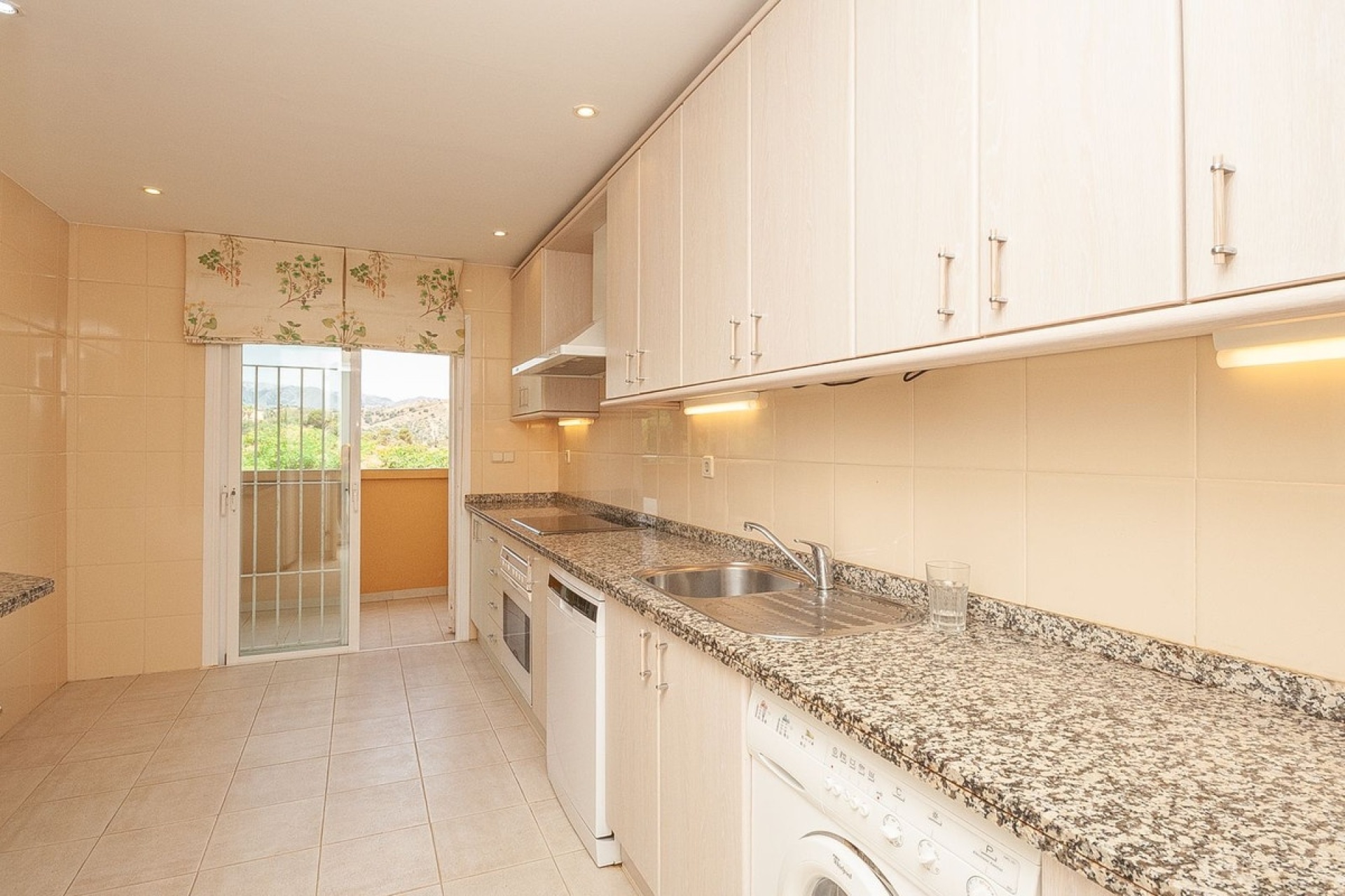 Wiederverkauf - apartment - Marbella - Elviria