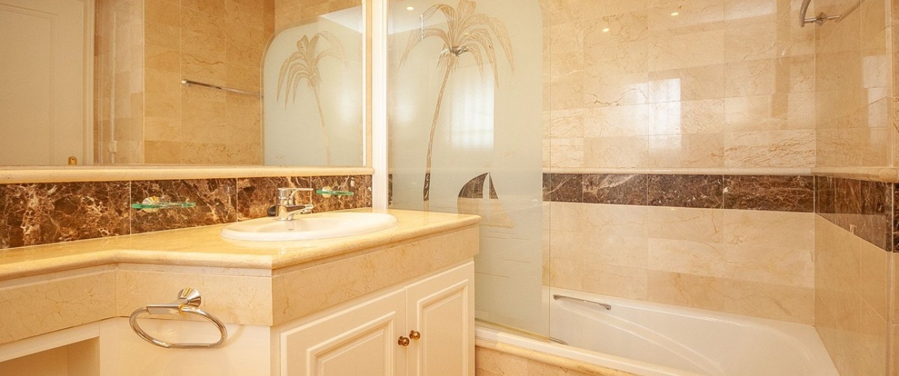 Wiederverkauf - apartment - Marbella - Elviria