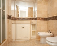 Wiederverkauf - apartment - Marbella - Elviria
