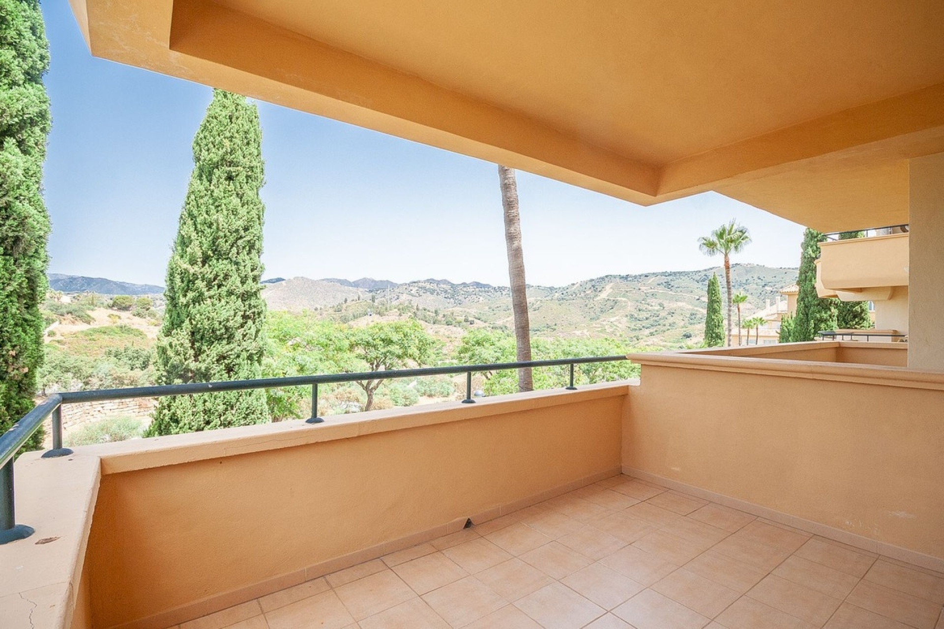 Wiederverkauf - apartment - Marbella - Elviria