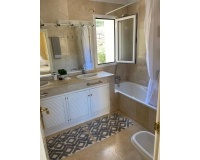Wiederverkauf - apartment - Marbella - Elviria
