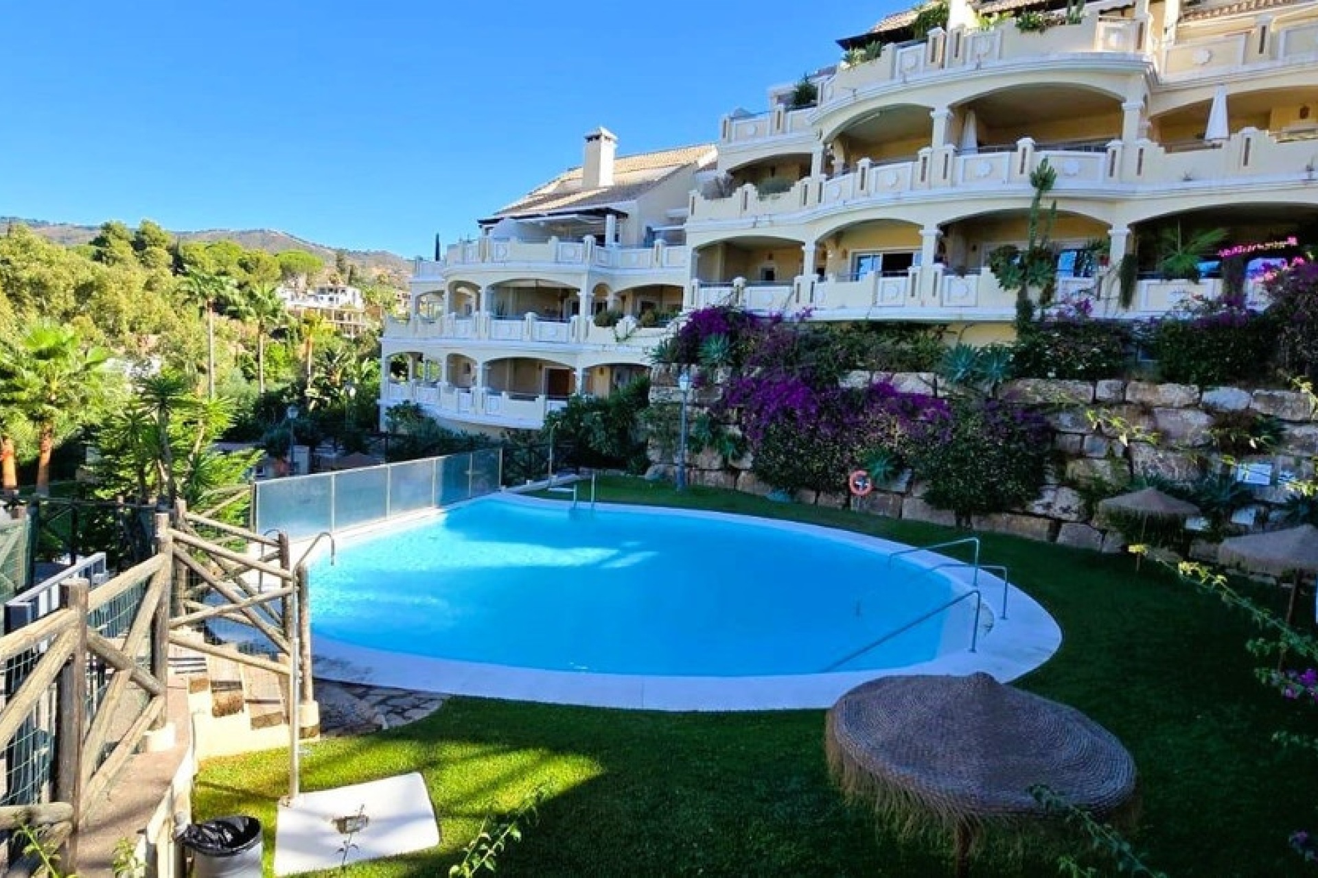 Wiederverkauf - apartment - Marbella - Elviria