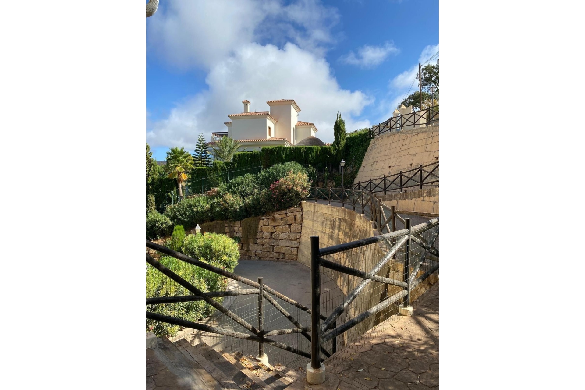 Wiederverkauf - apartment - Marbella - Elviria