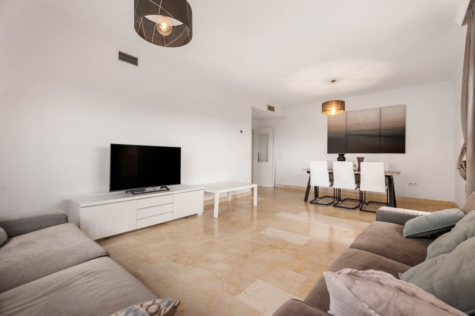 Wiederverkauf - apartment - Marbella - Elviria