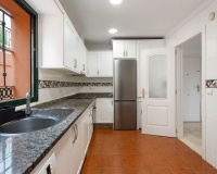 Wiederverkauf - apartment - Marbella - Elviria