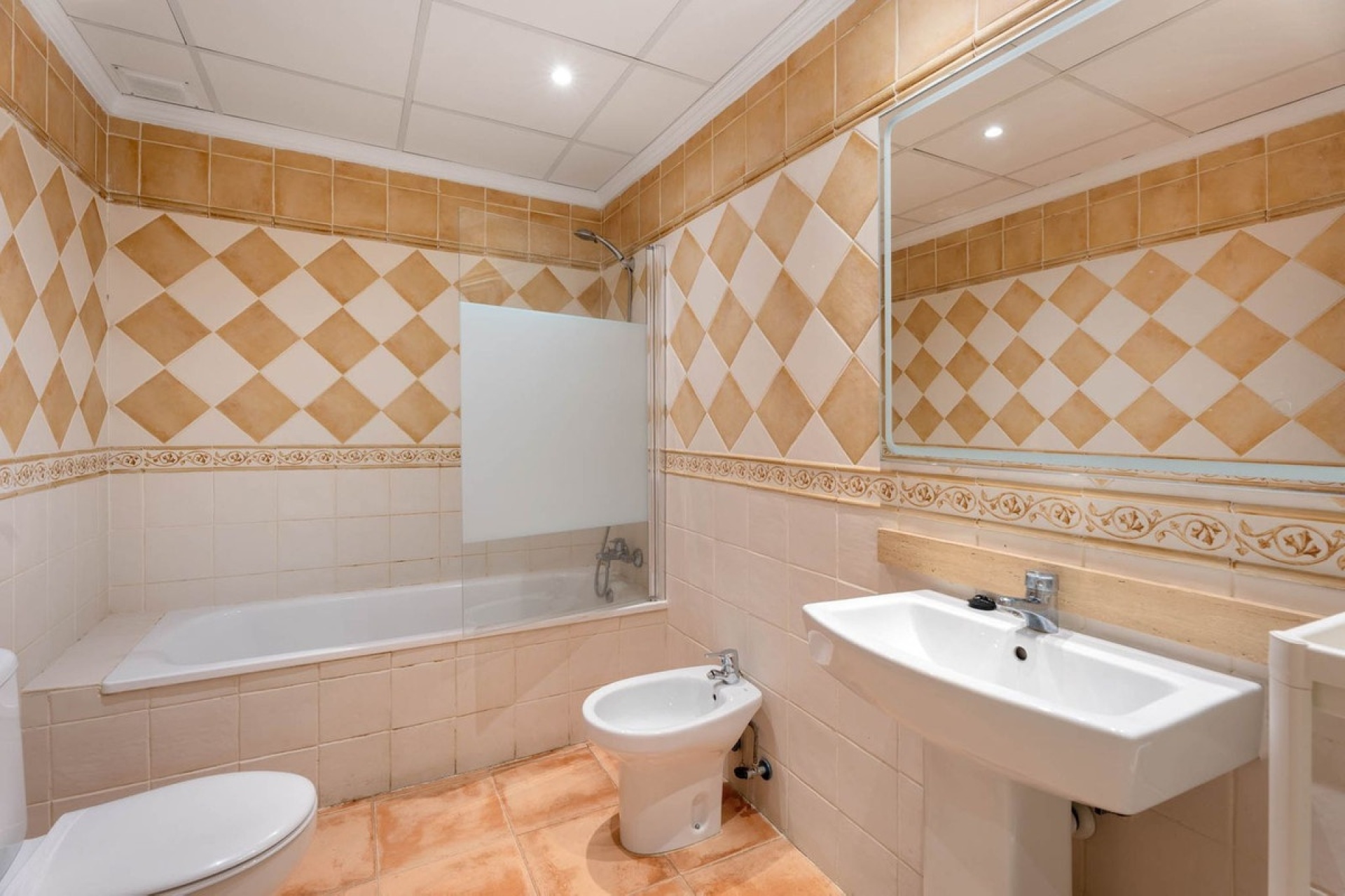 Wiederverkauf - apartment - Marbella - Elviria