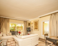 Wiederverkauf - apartment - Marbella - Elviria