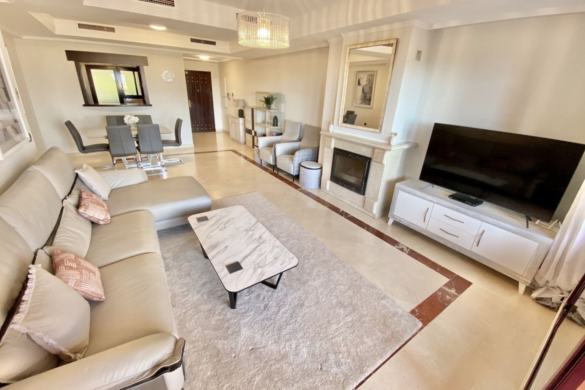 Wiederverkauf - apartment - Marbella - Elviria