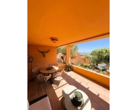 Wiederverkauf - apartment - Marbella - Elviria