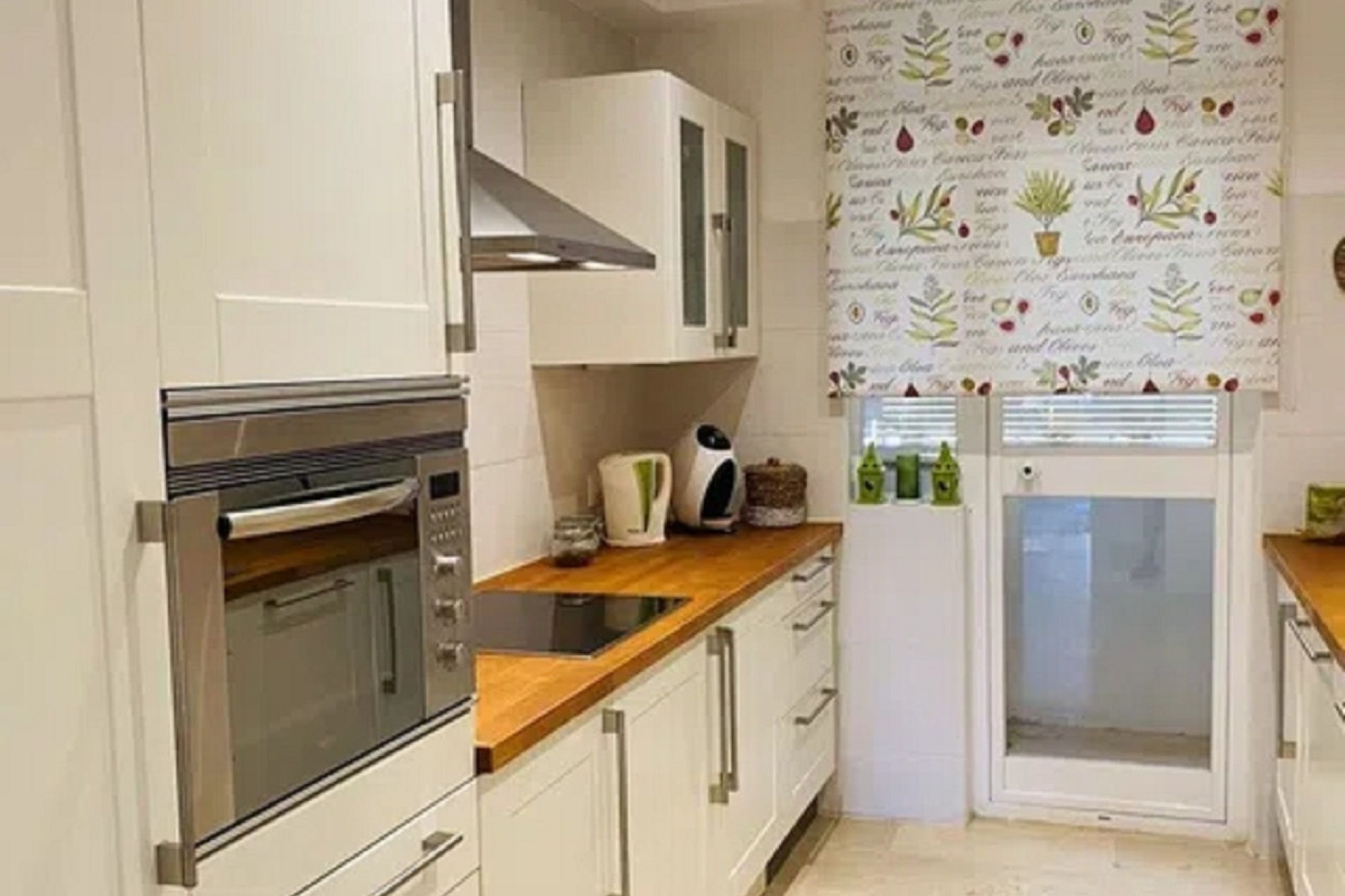 Wiederverkauf - apartment - Marbella - Elviria