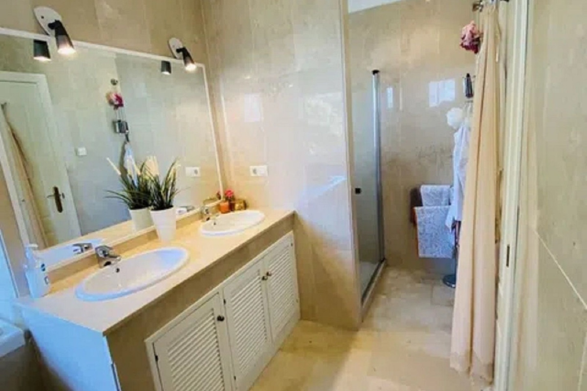 Wiederverkauf - apartment - Marbella - Elviria