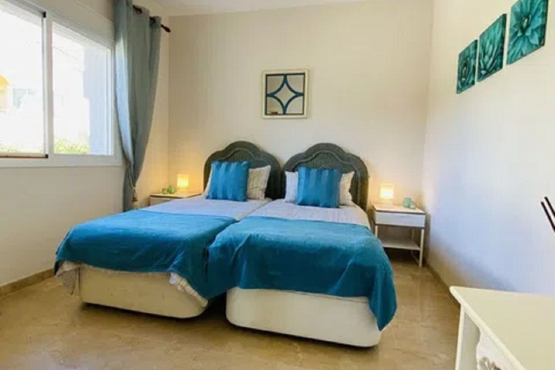 Wiederverkauf - apartment - Marbella - Elviria