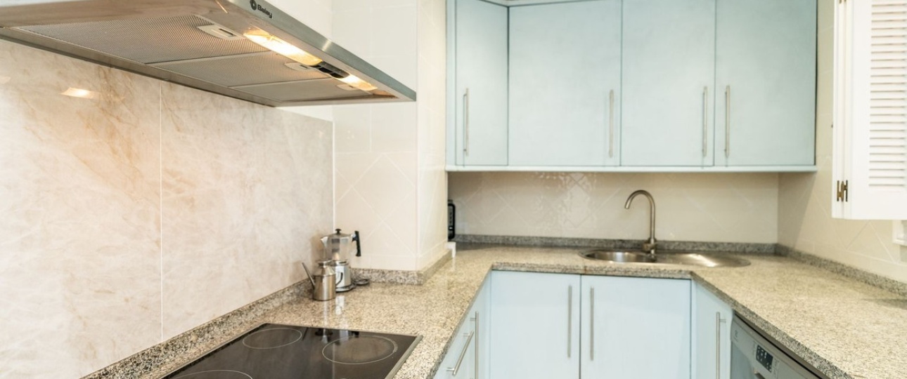 Wiederverkauf - apartment - Marbella - Elviria