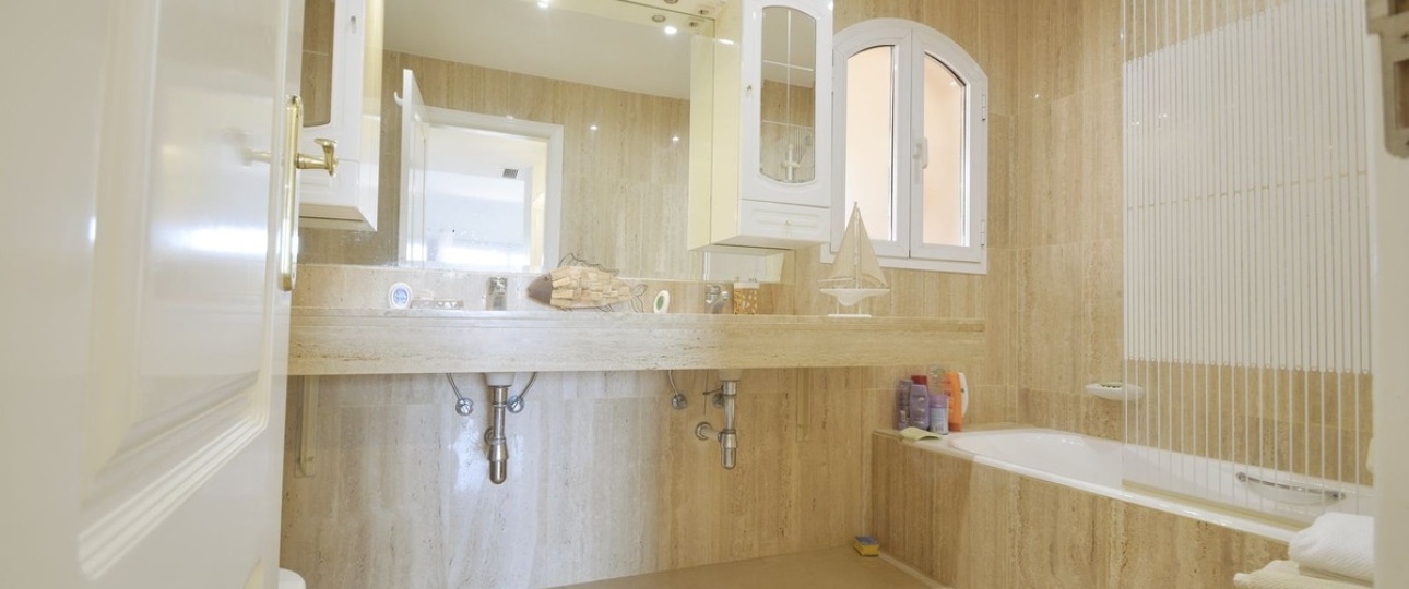 Wiederverkauf - apartment - Marbella - Elviria
