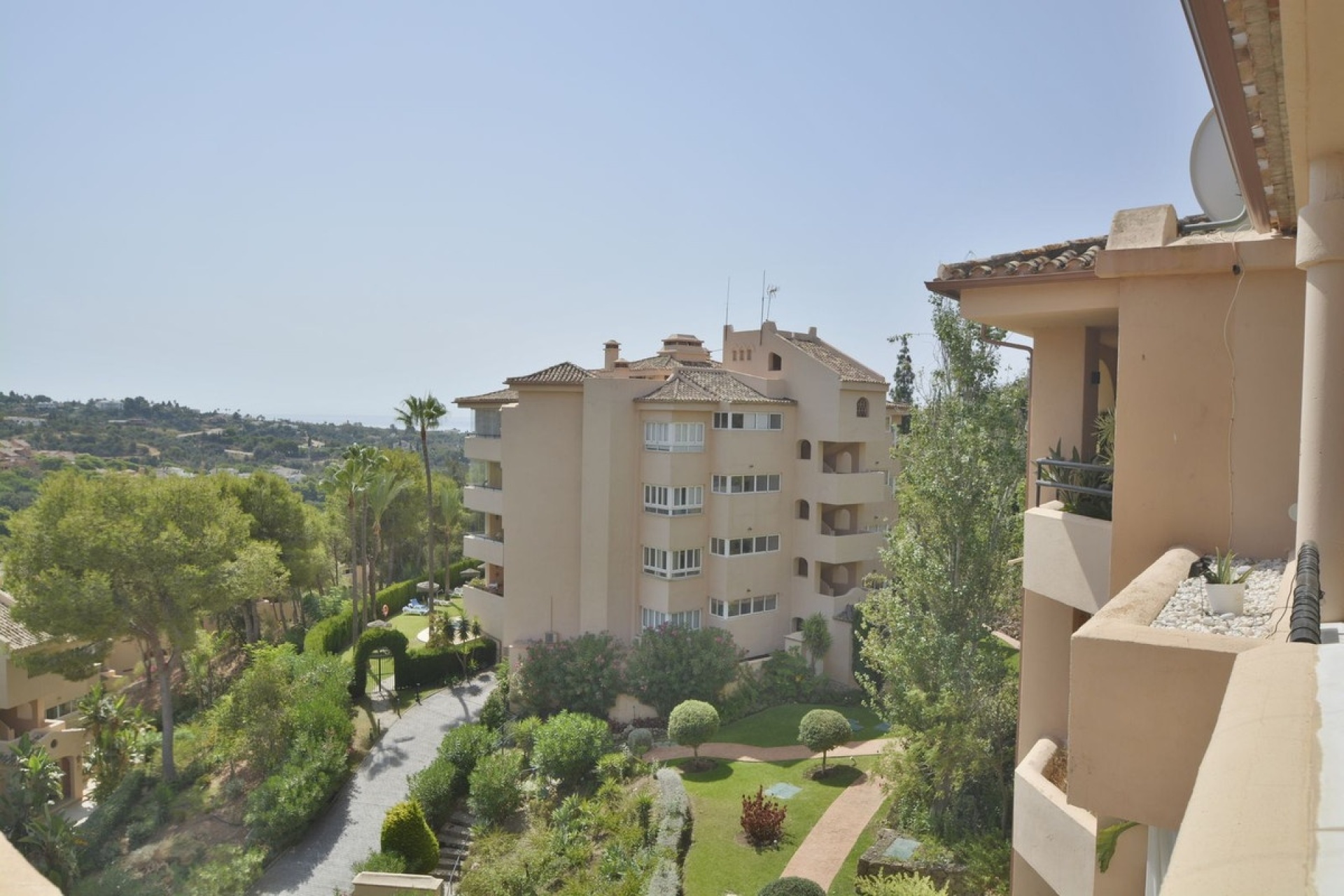 Wiederverkauf - apartment - Marbella - Elviria