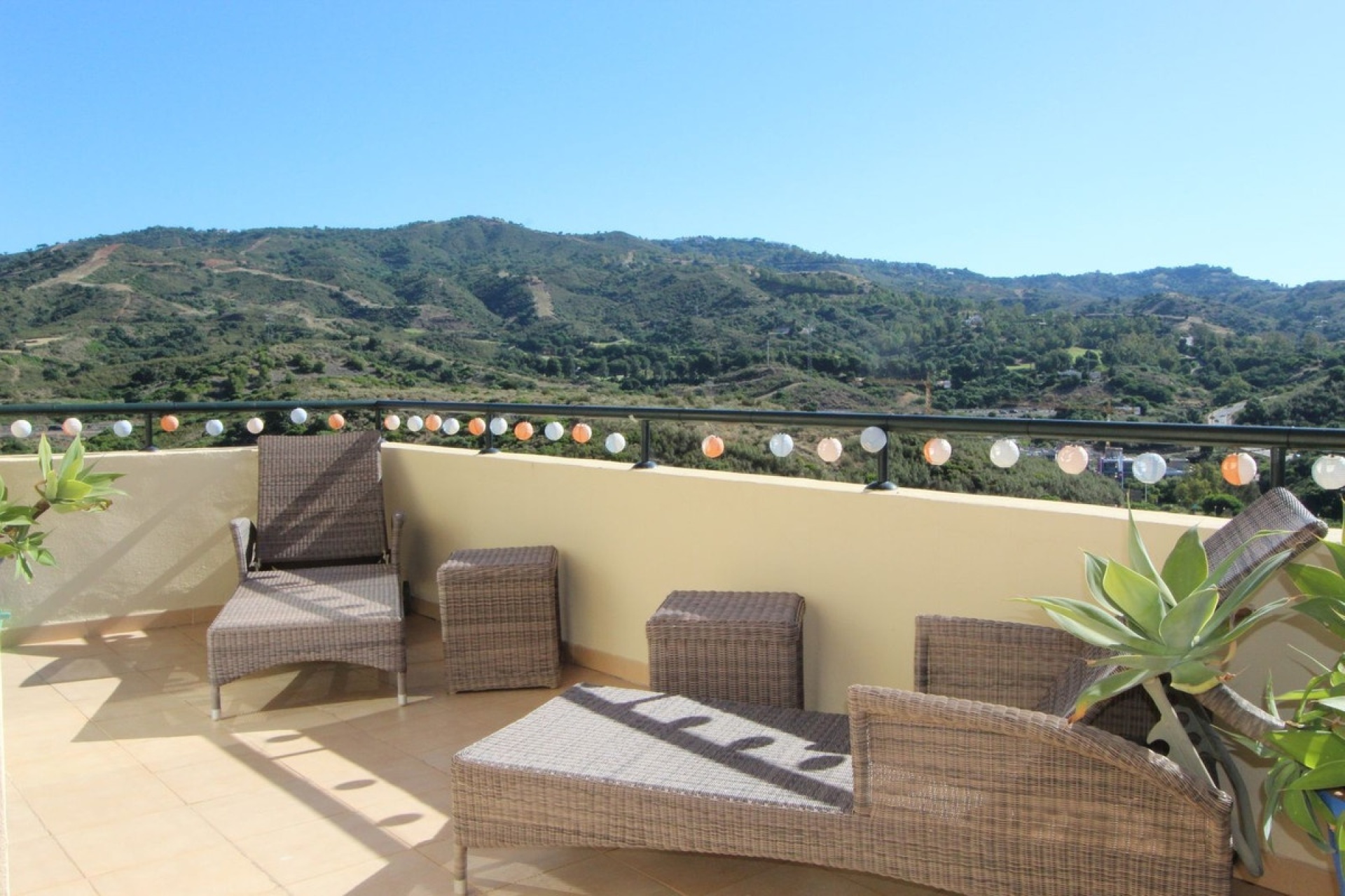 Wiederverkauf - apartment - Marbella - Elviria