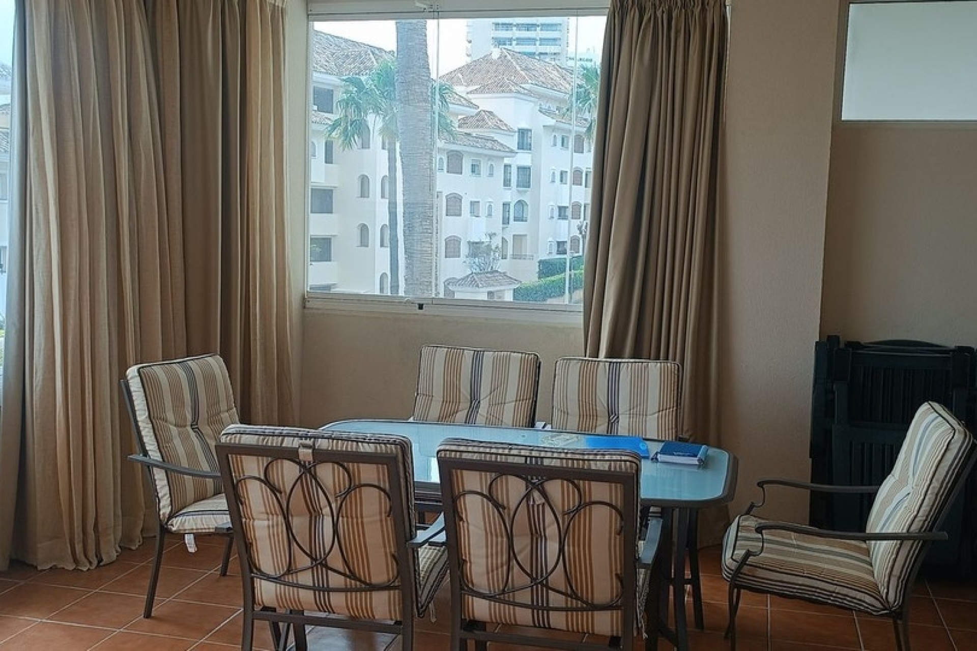 Wiederverkauf - apartment - Marbella - Elviria