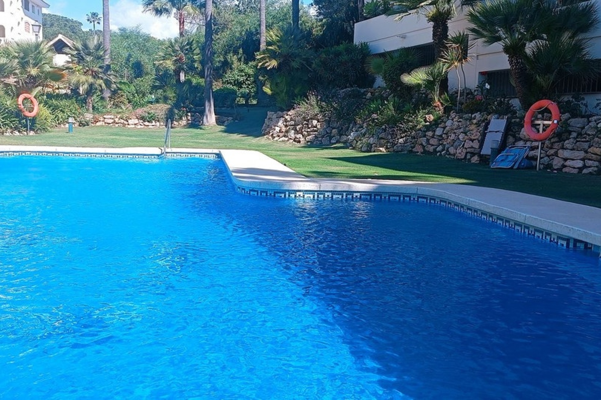 Wiederverkauf - apartment - Marbella - Elviria
