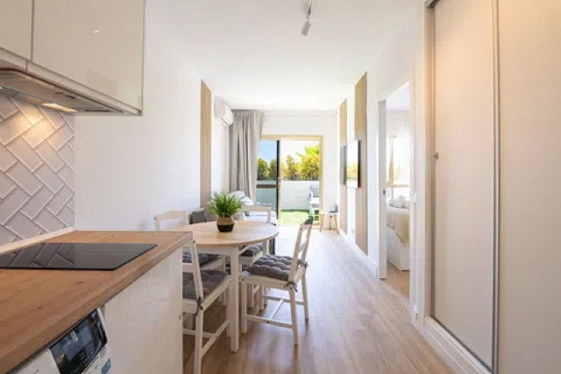Wiederverkauf - apartment - Marbella - Elviria