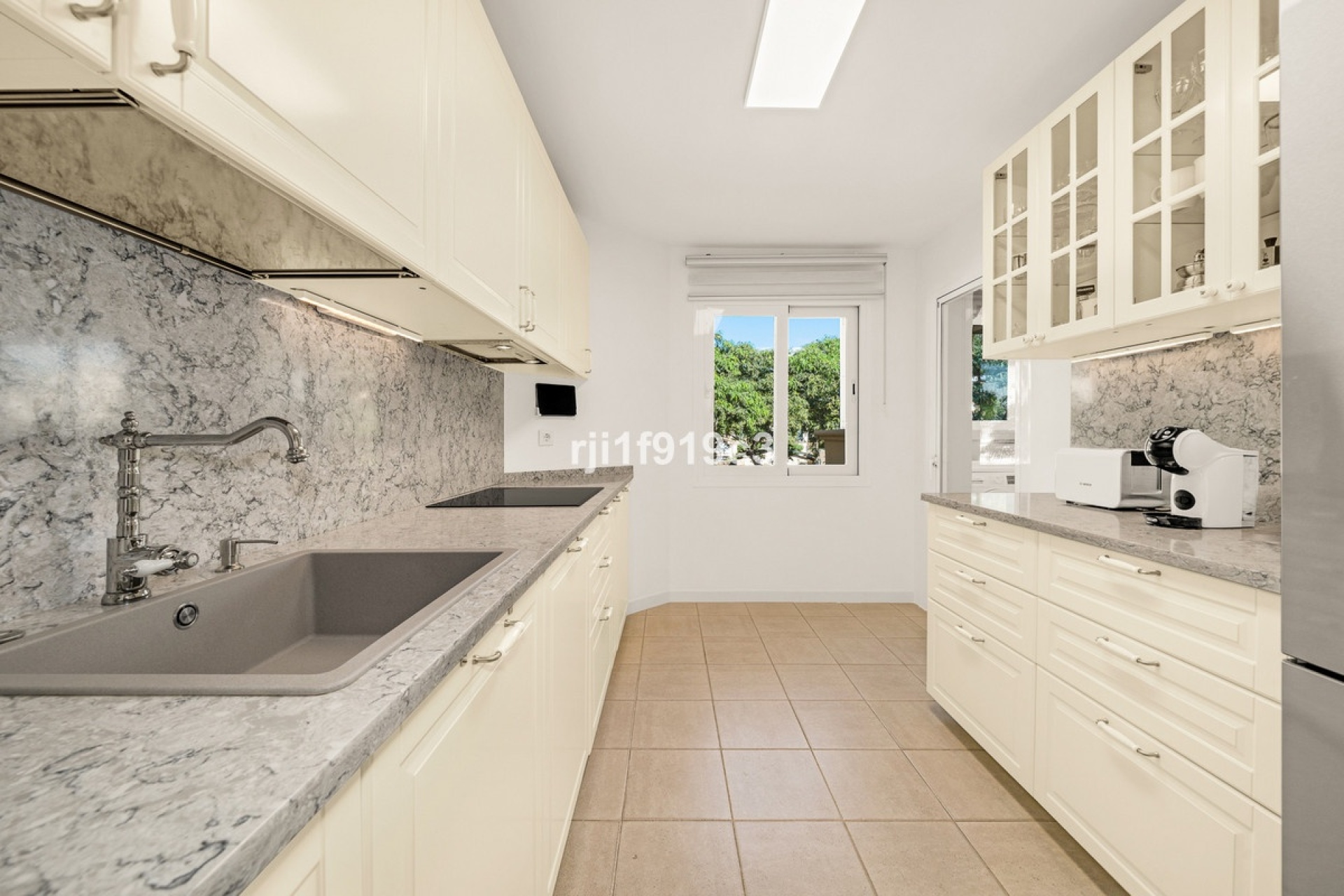 Wiederverkauf - apartment - Marbella - Elviria